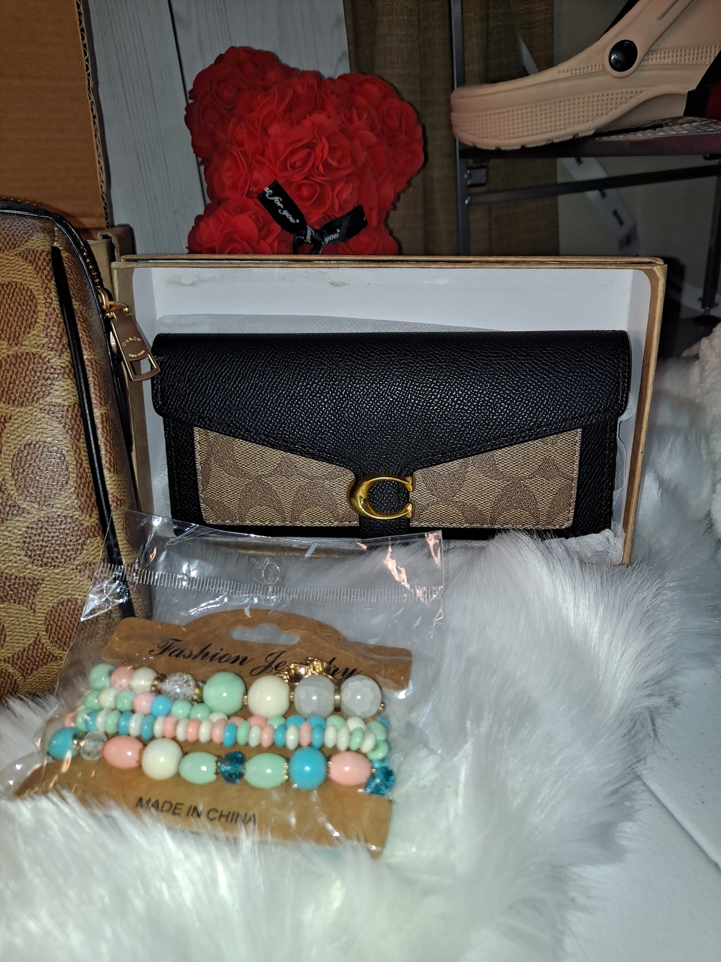 CH SPEEDY CROSSBODY AND WALLET