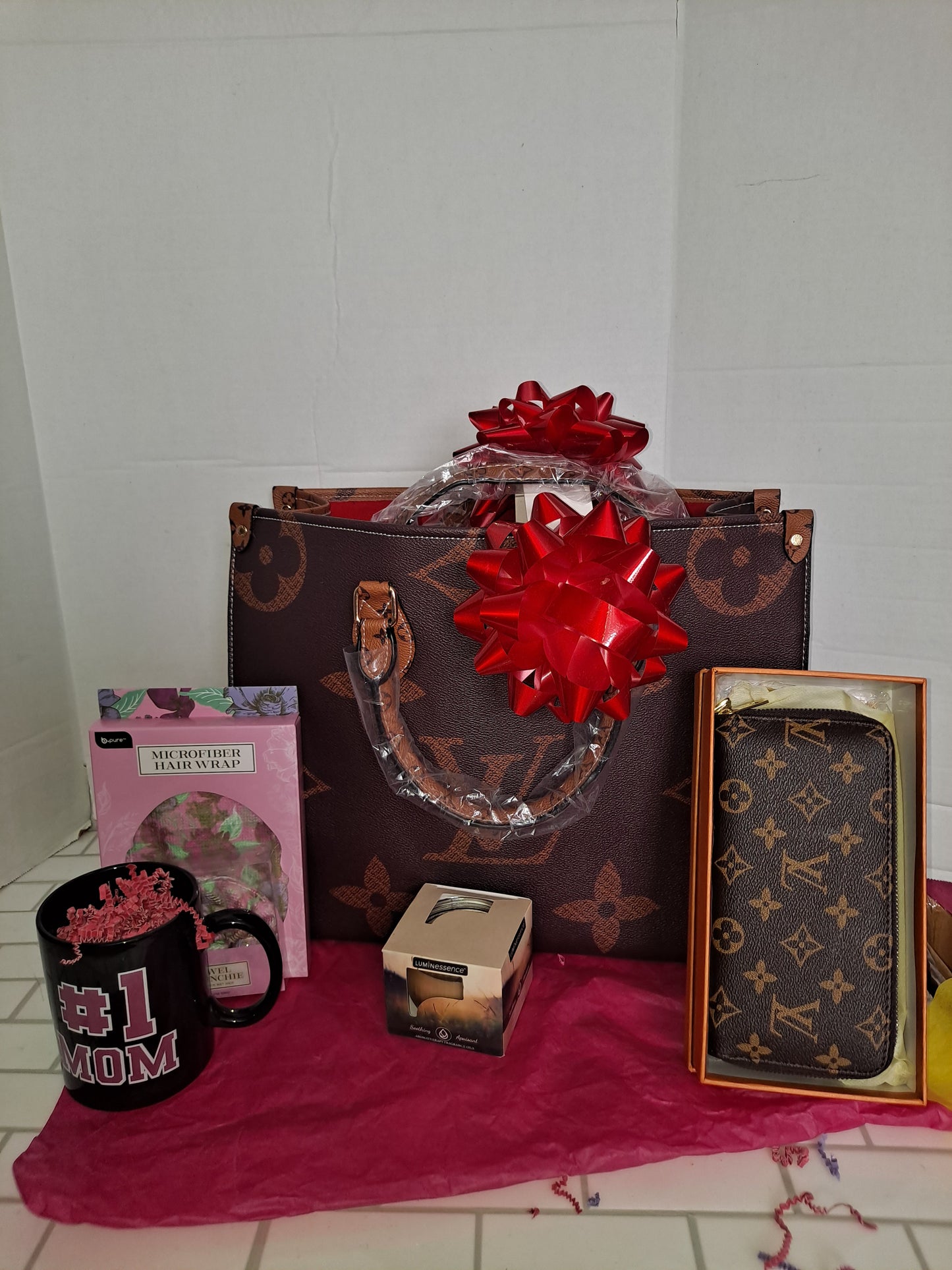 Mothers day gift baskets bags