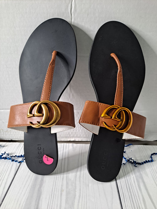 ON HAND GG TAN SANDAL SIZE 9