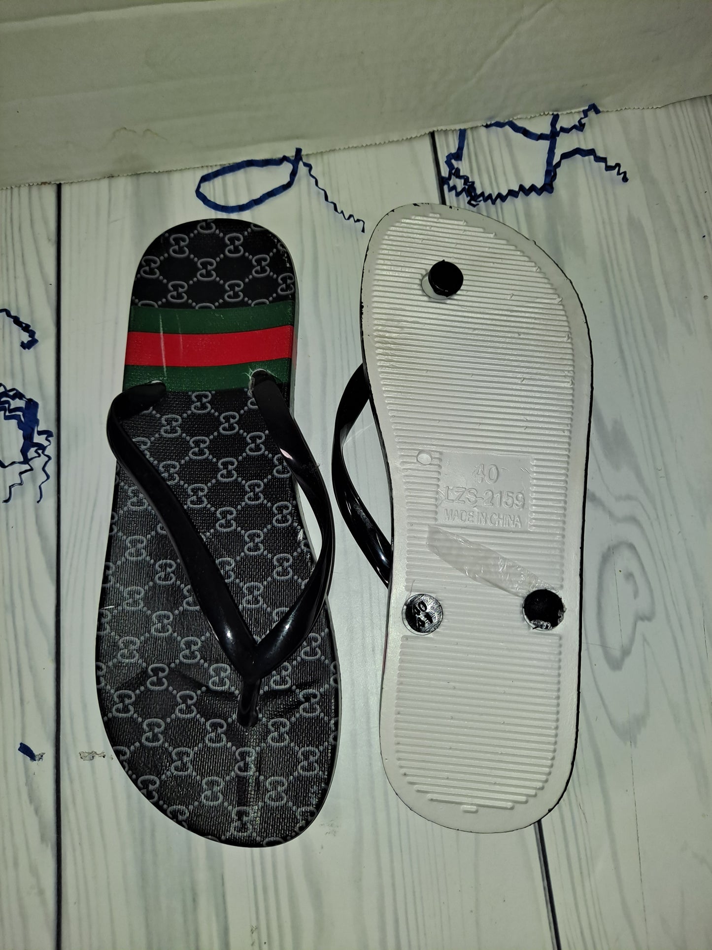 ON HAND GG FLIP FLOP, SIZE 7