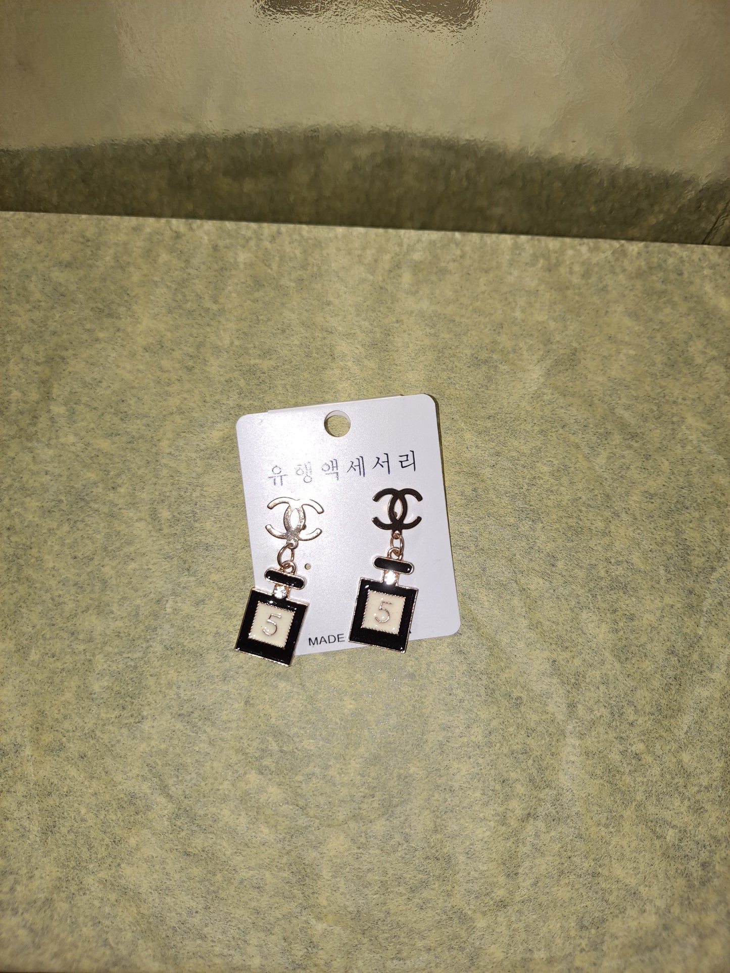 CC EARRINGS