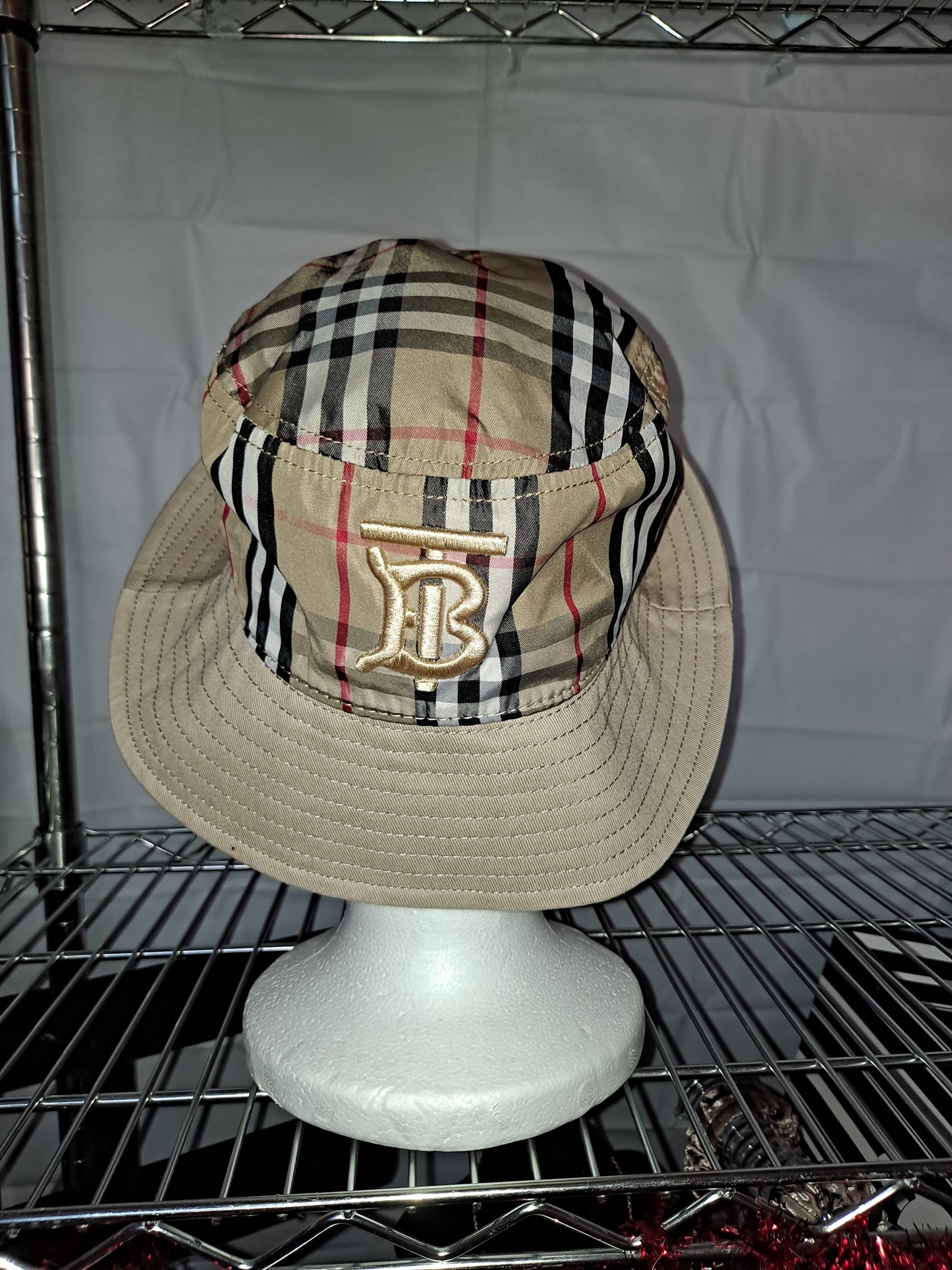 ON HAND BB BUCKET HATS