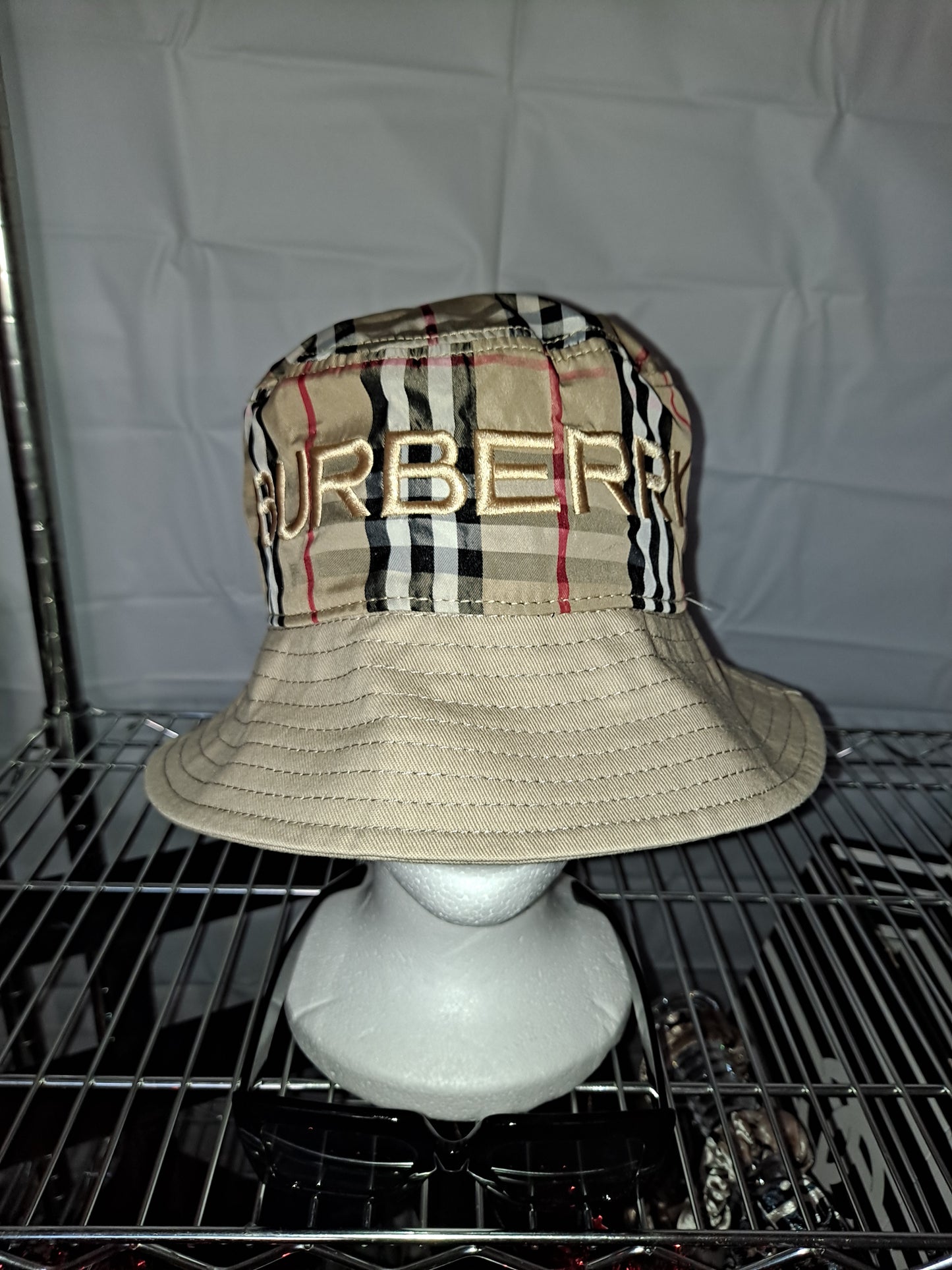 ON HAND BB BUCKET HATS