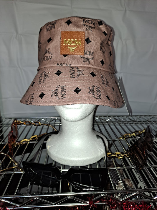 MOM BUCKET HATS