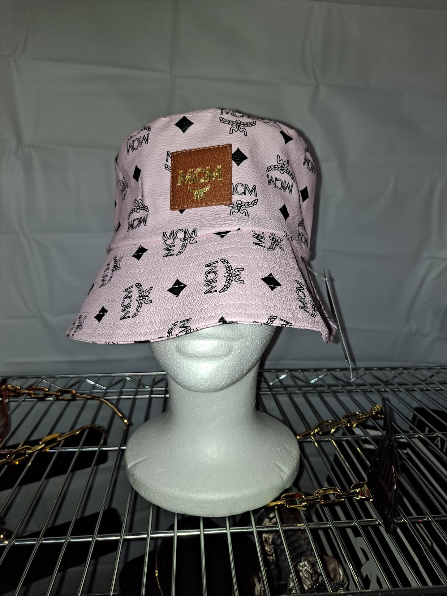 MOM BUCKET HATS