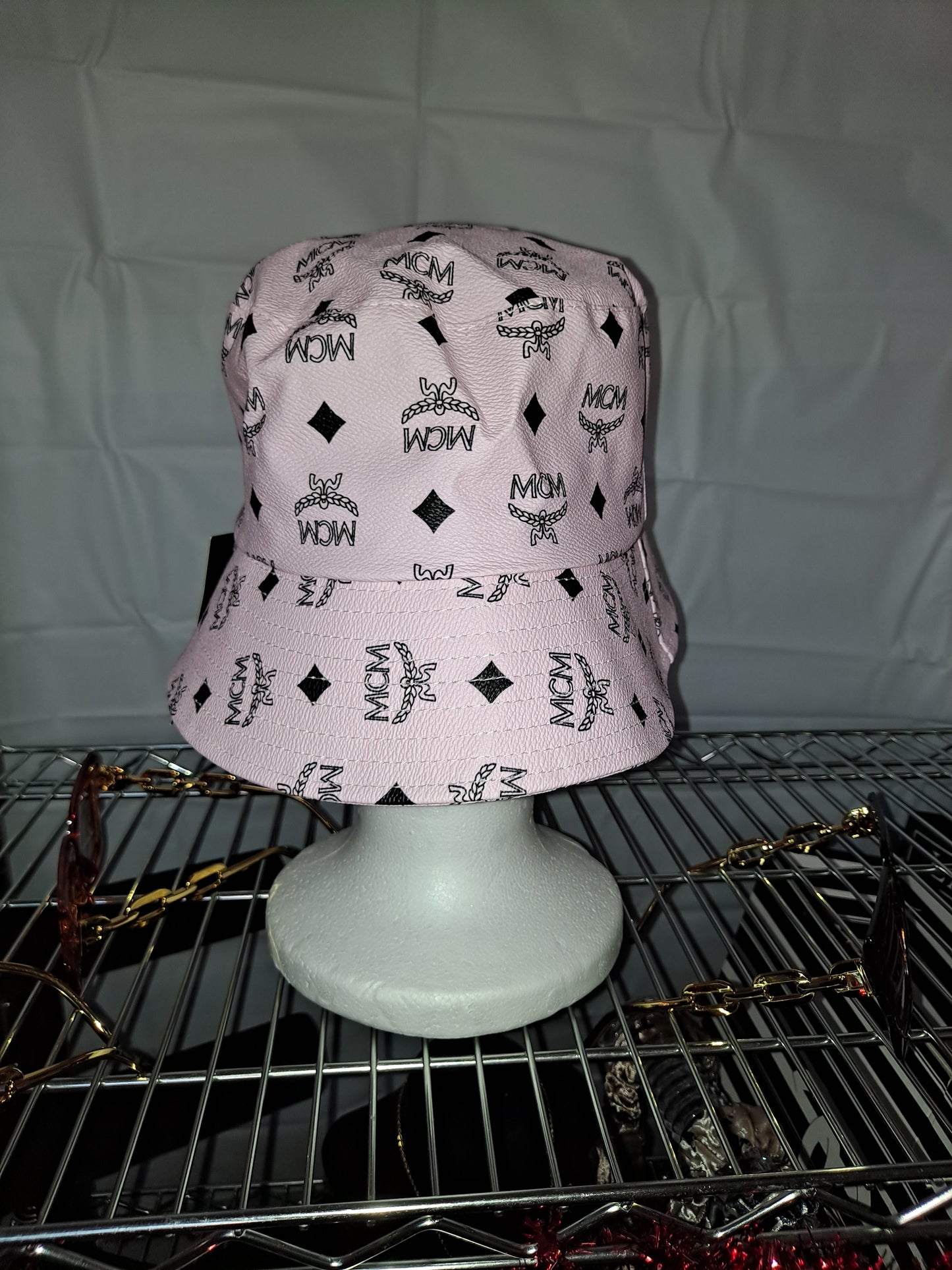 MOM BUCKET HATS