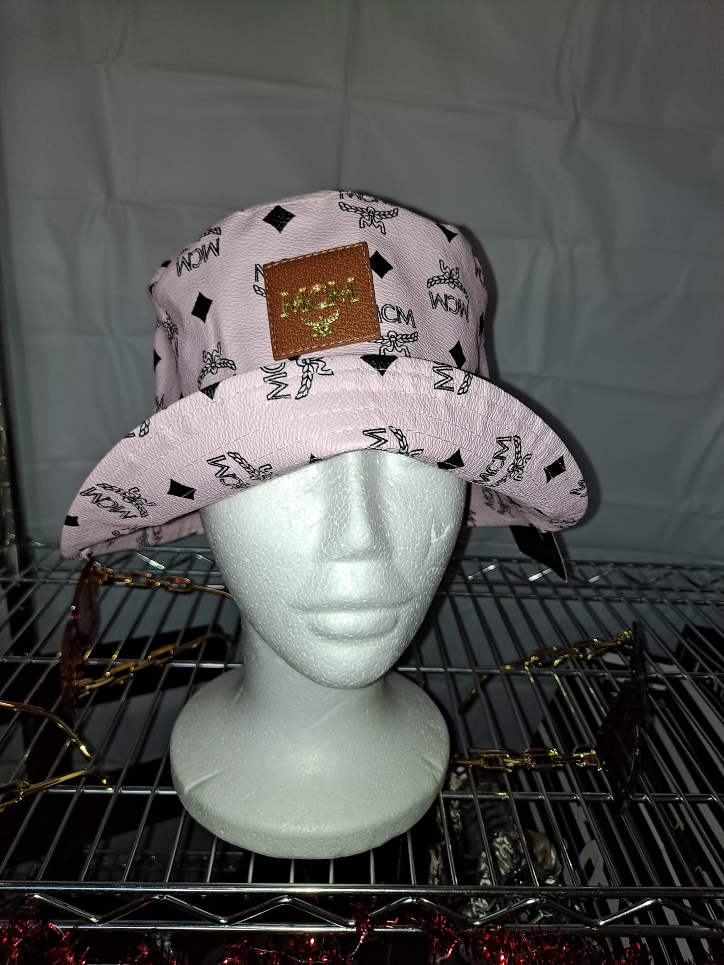 MOM BUCKET HATS