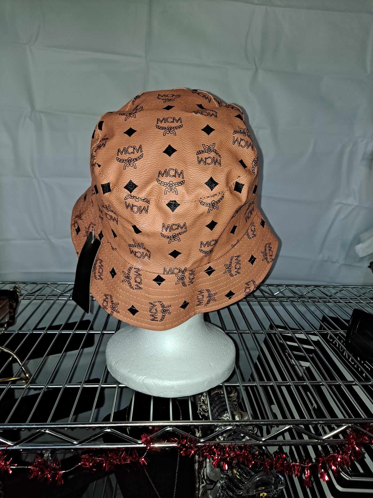 MOM BUCKET HATS