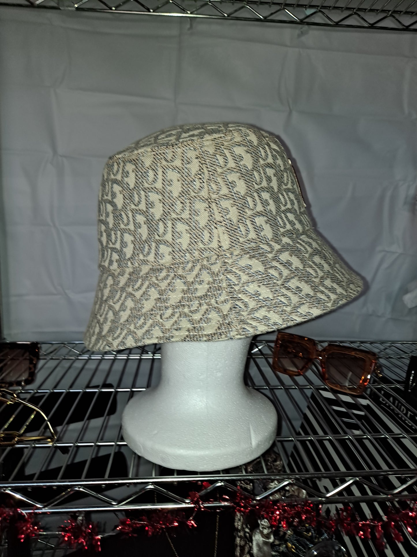 ON HAND CD BUCKET HATS