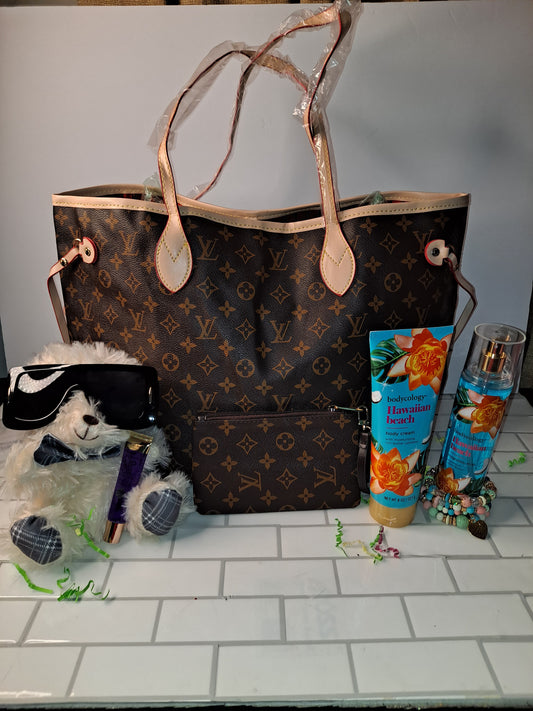 LV NEVERFULL GIFT BASKET BUNDLE BAG LOTION & BODY SPRAY GLASSES BEAR BRACELET LIP GLOSS WRISTLET