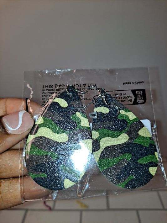 CAMO EARRINGS