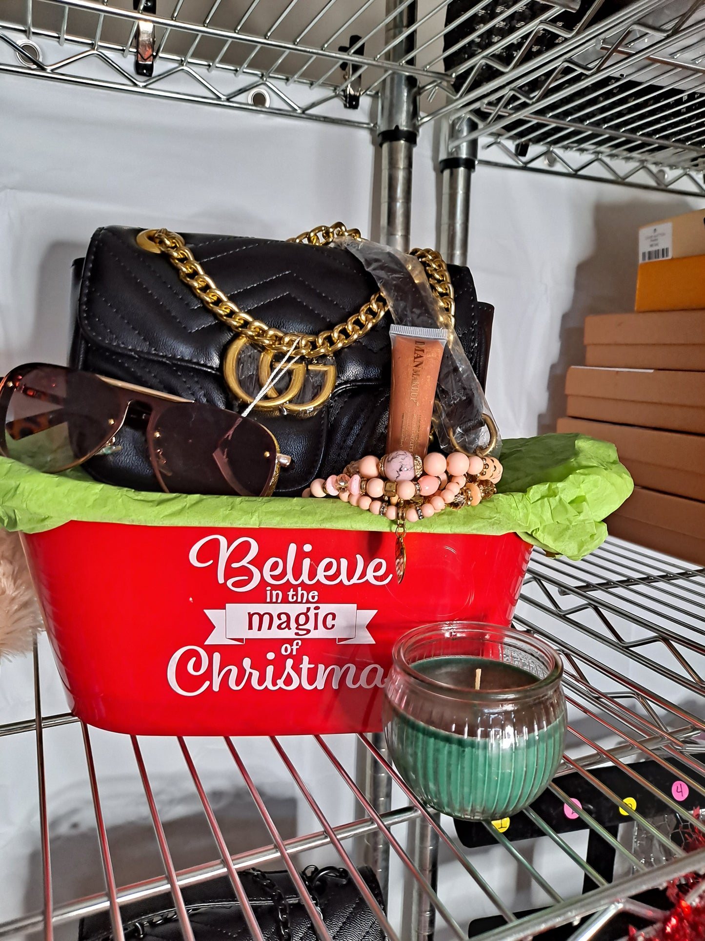 HOLIDAY GIFT BASKETS