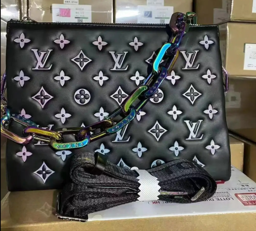 LV MUITICOLOR CUZZIN