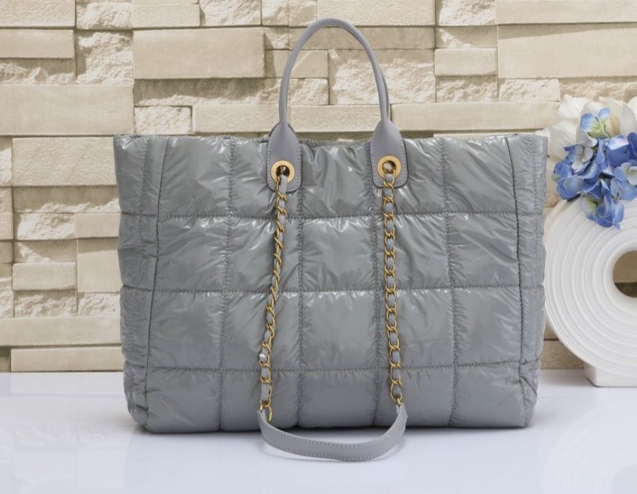 CC QUILTED TOTE BAGS 6619