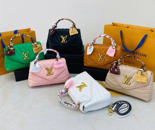 LV FRONT CLOSEUR CROSSBODY BAG P58