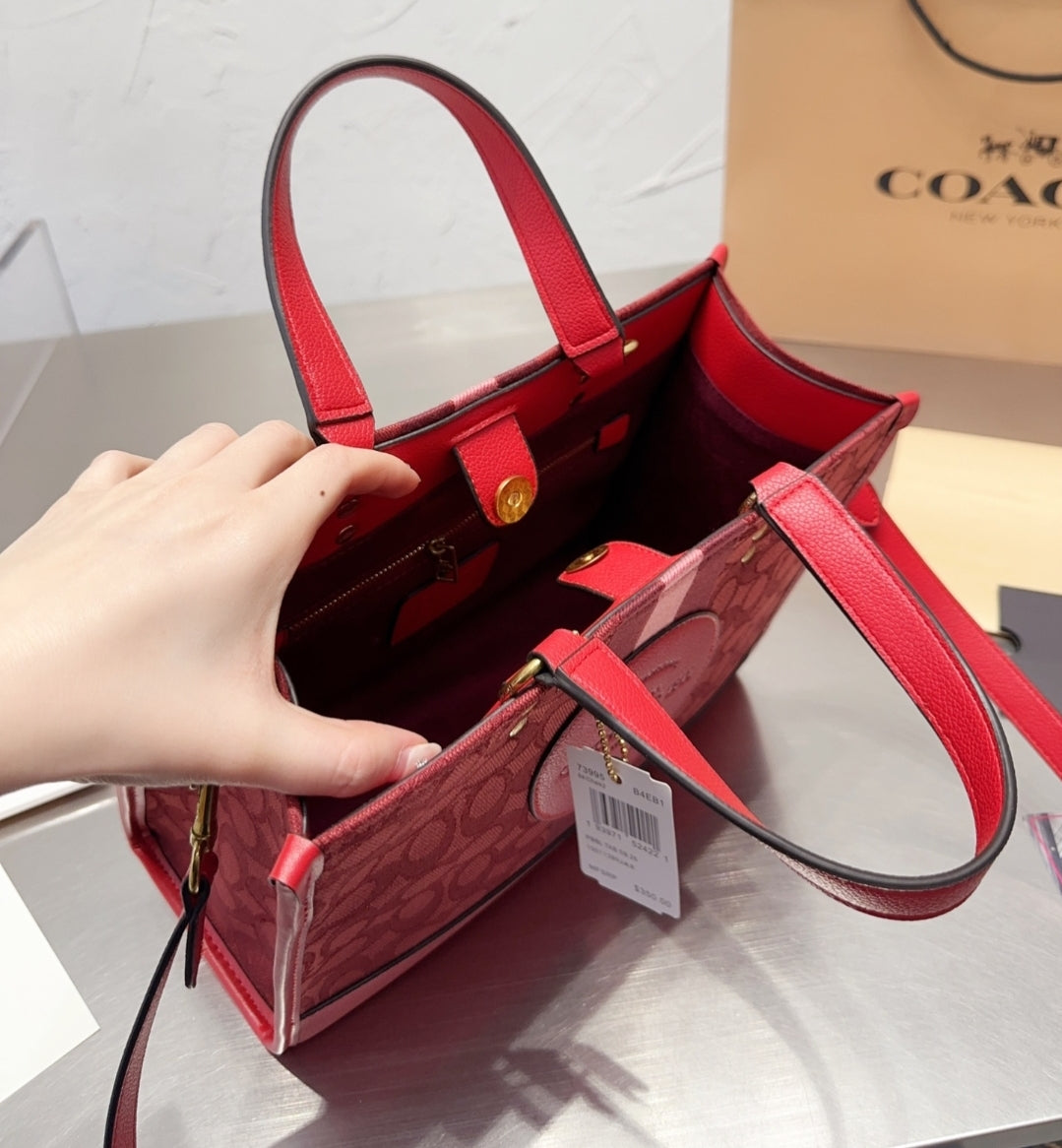 CH RED TOTE BAGS 73240155