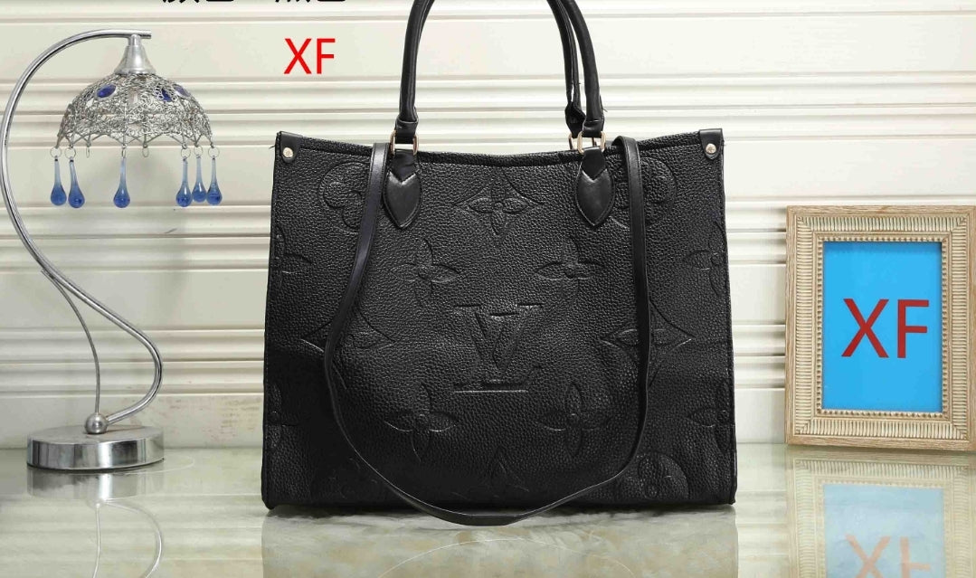 LV EMBOSSED TOTE BAGS 925