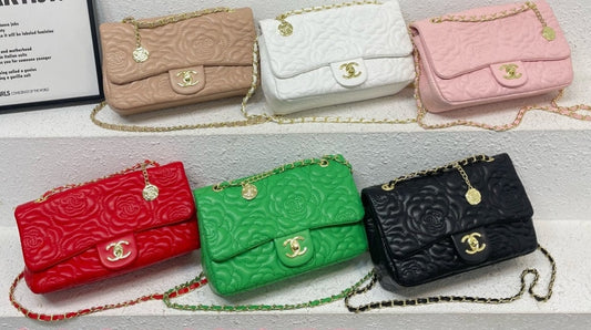 CC EMBOSSED BAGS 3366