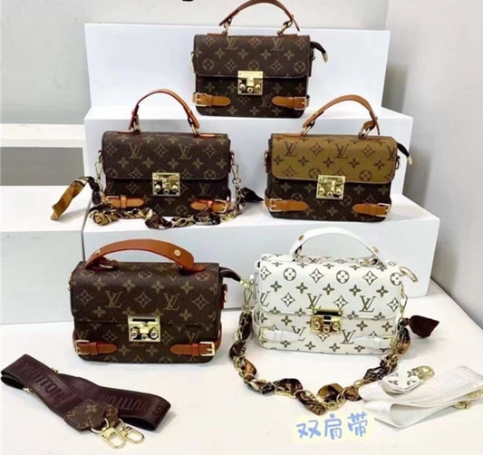 LV CASED CROSSBODY BAGS 5825