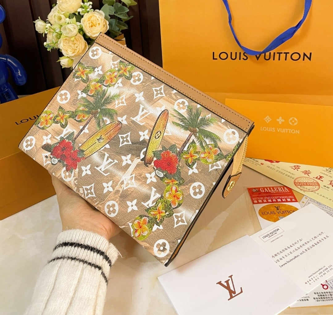 LV MUITICOLOR CLUTCH BAG