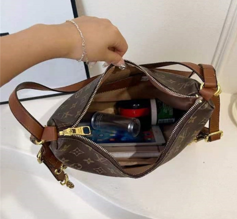 LV GG HOBO CROSSBODY BAGS 82057