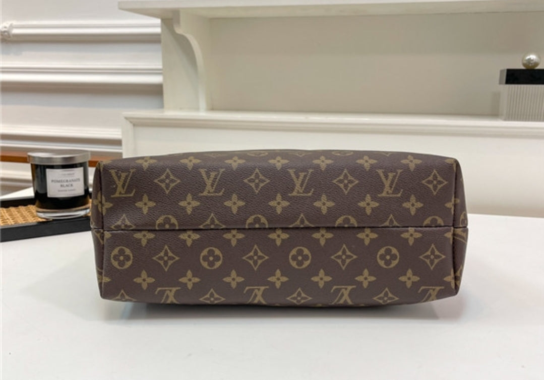 LV BUCKET CROSSBODY BAGS & WALLET W/ FREE ACCESSORIES 77748