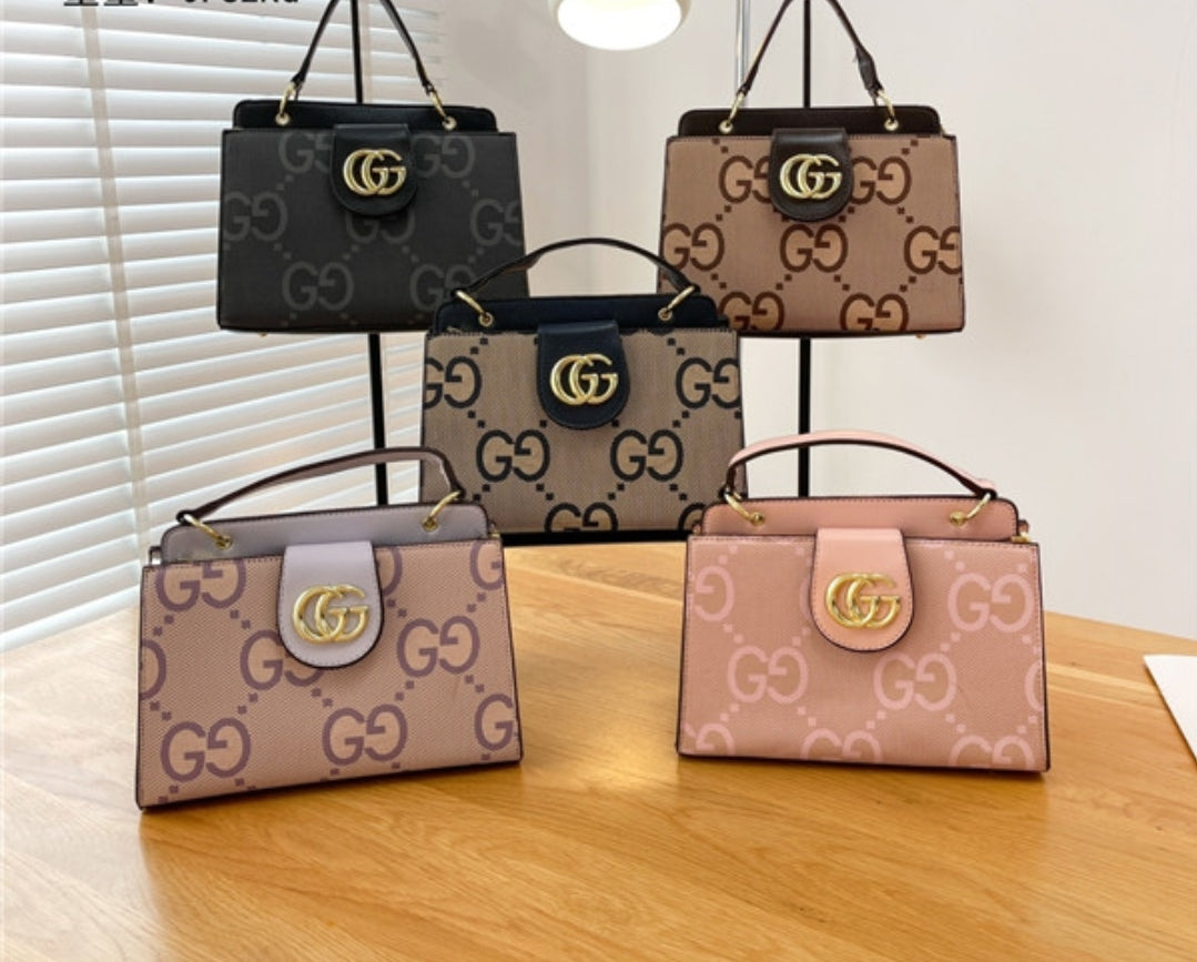 GG CROSSBODY BAGS 9060