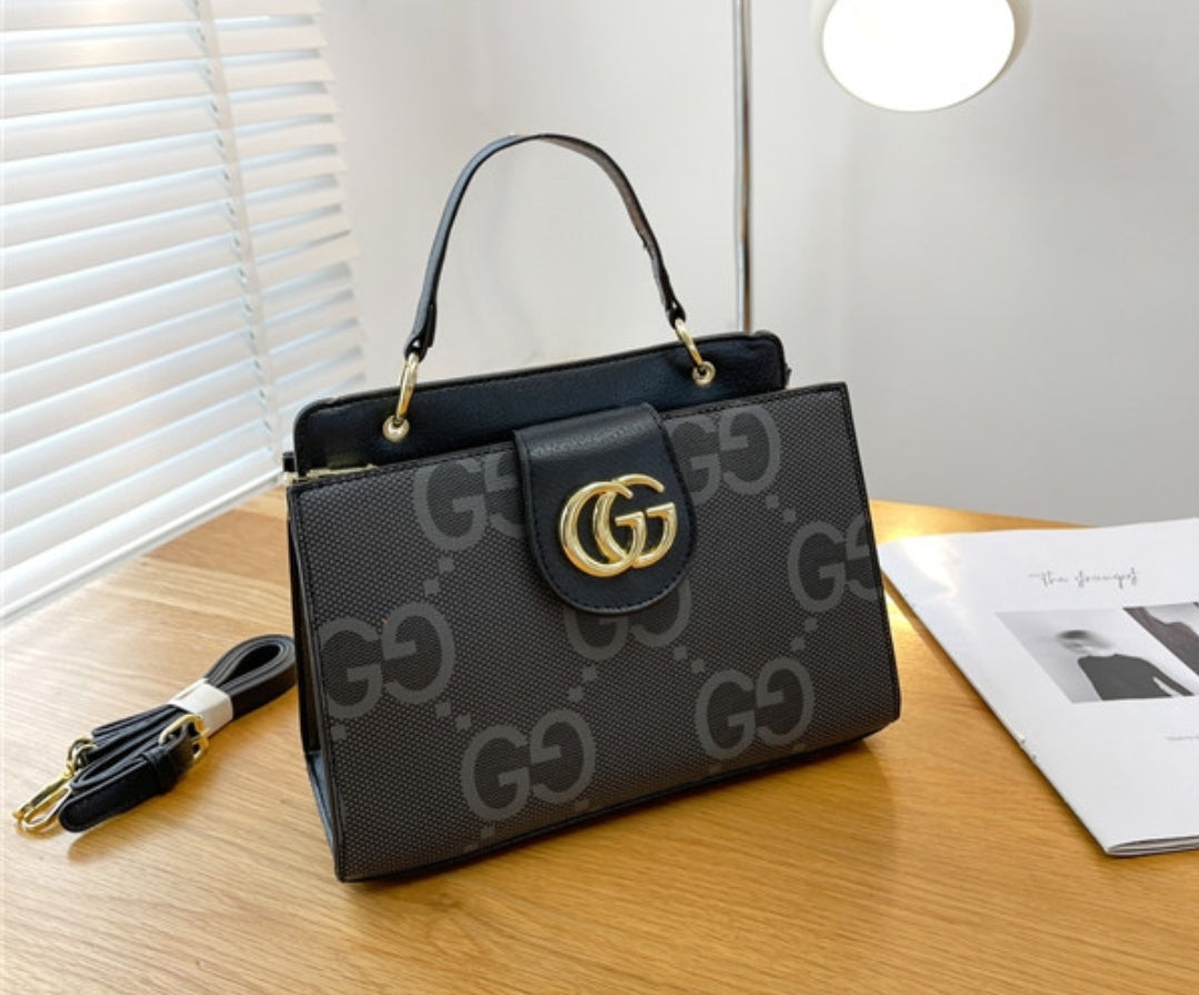 GG CROSSBODY BAGS 9060