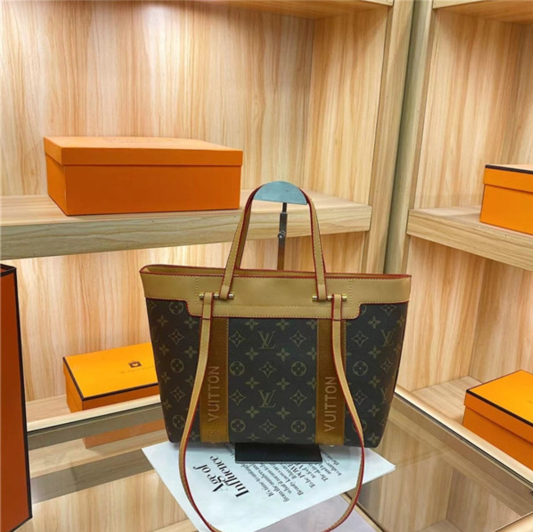 LV TOTE CROSSBODY BAG 8260