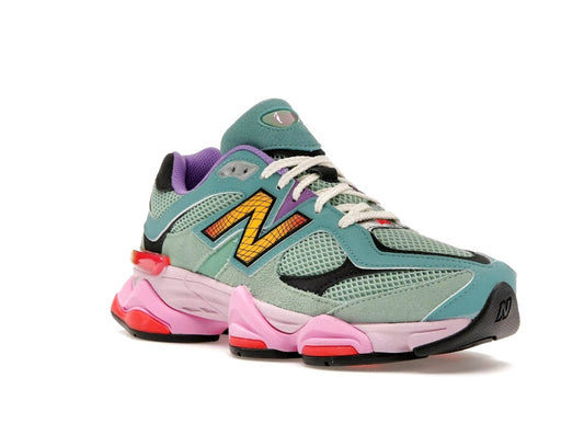 PRE-ORDER NB MULTICOLORED SNEAKERS