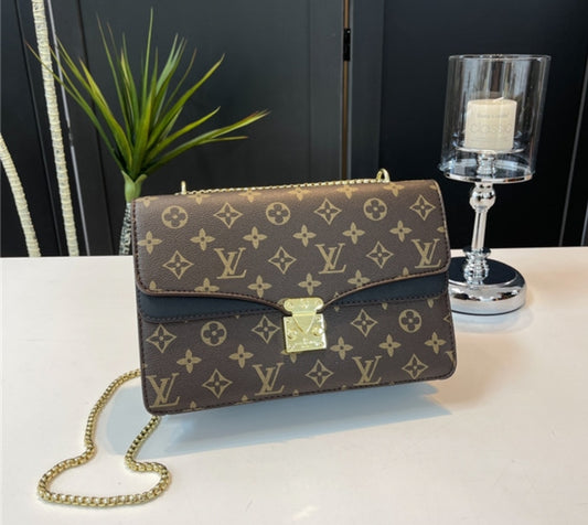 LV CROSSBODY BAGS 77145