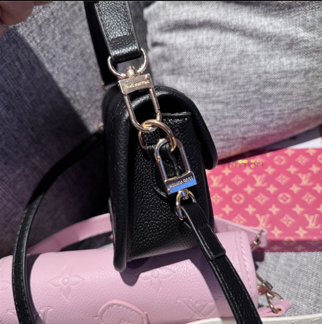 LV EMBOSSED CROSSBODY BAGS P34