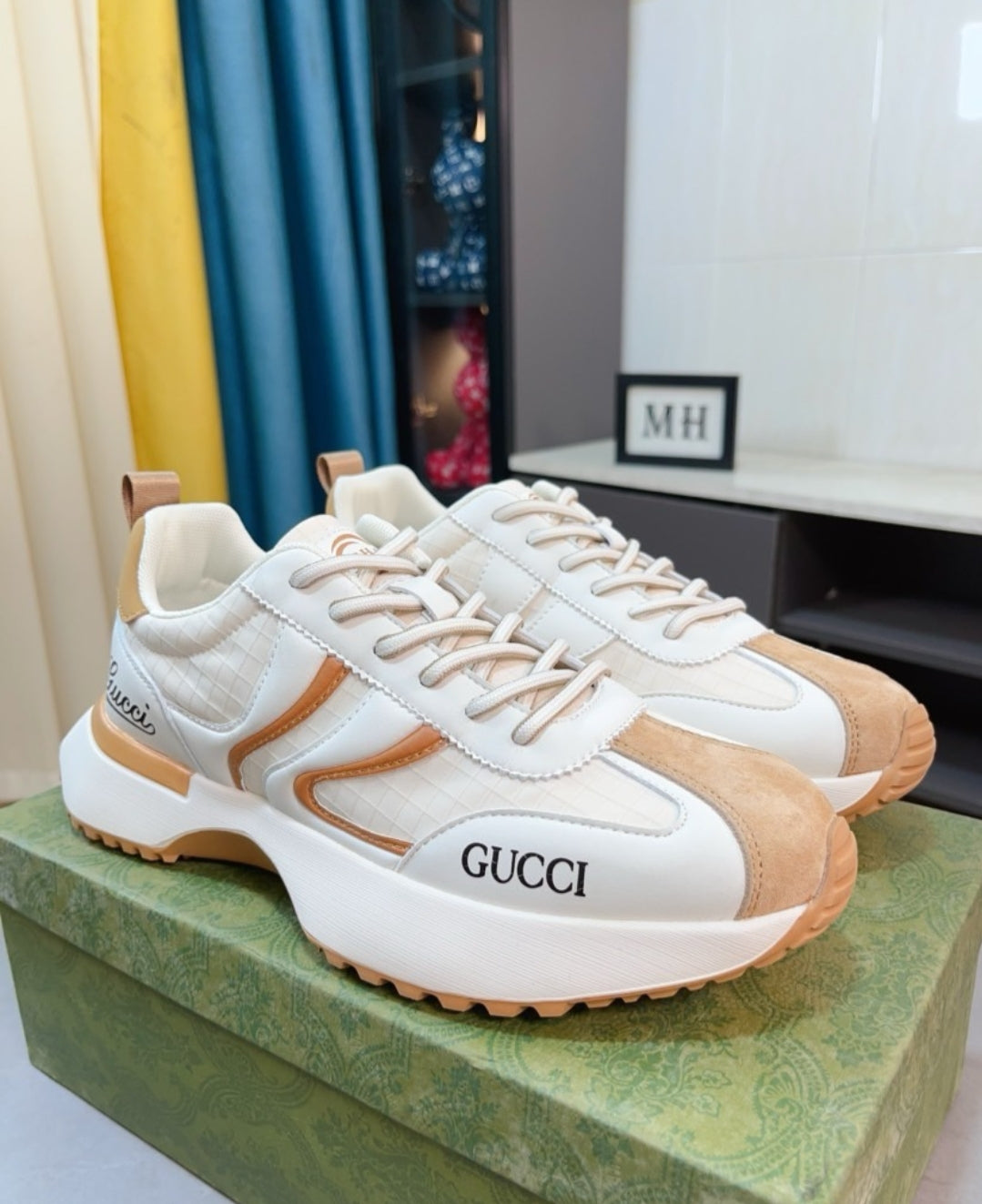 PRE-ORDER GG SNEAKERS