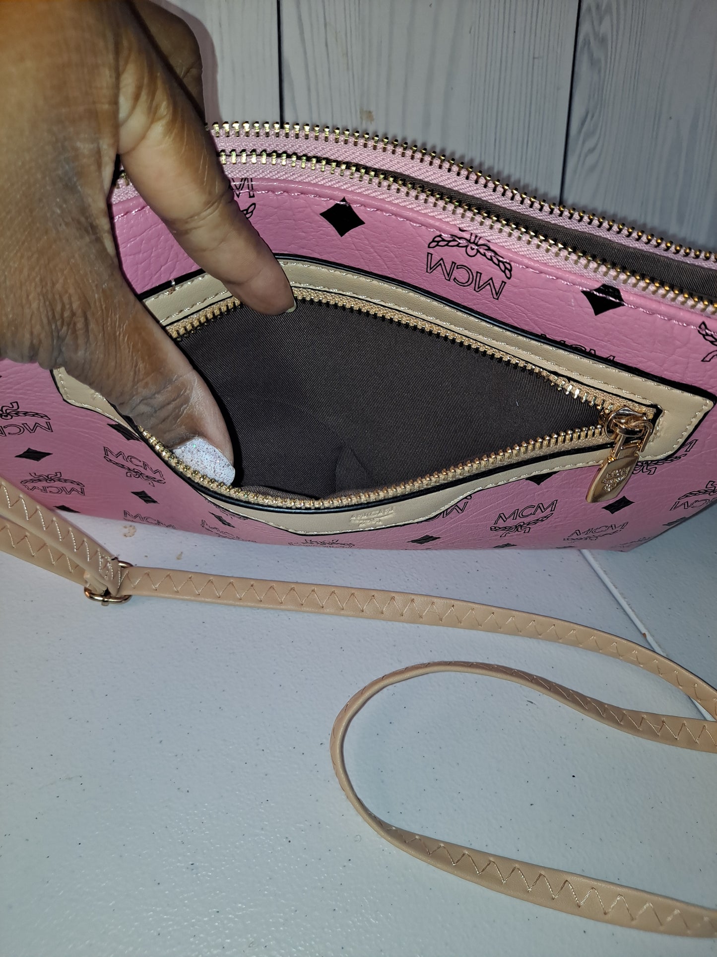 Clearance MC CROSSBODY/WRISTLET BAG