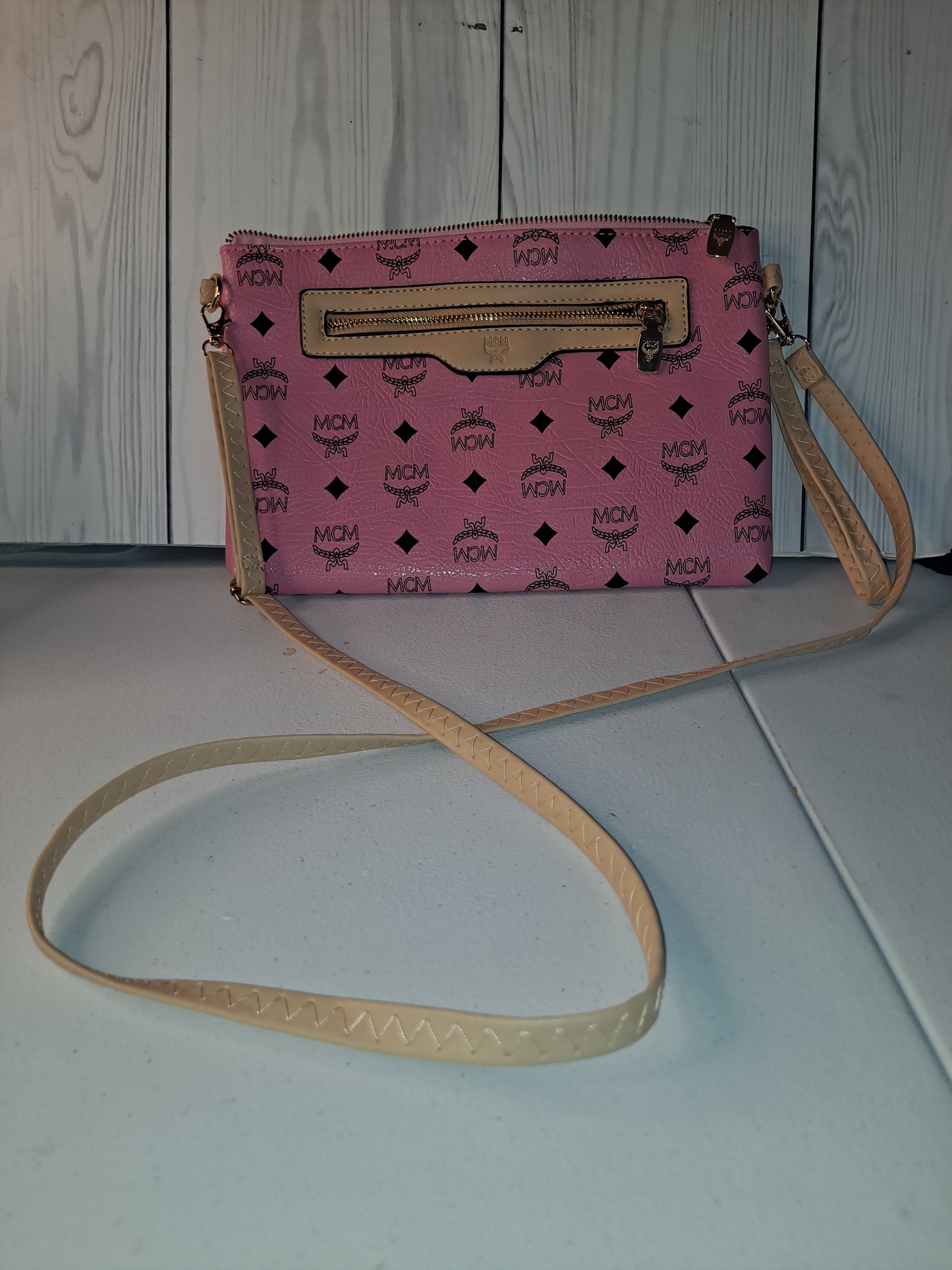 Clearance MC CROSSBODY/WRISTLET BAG