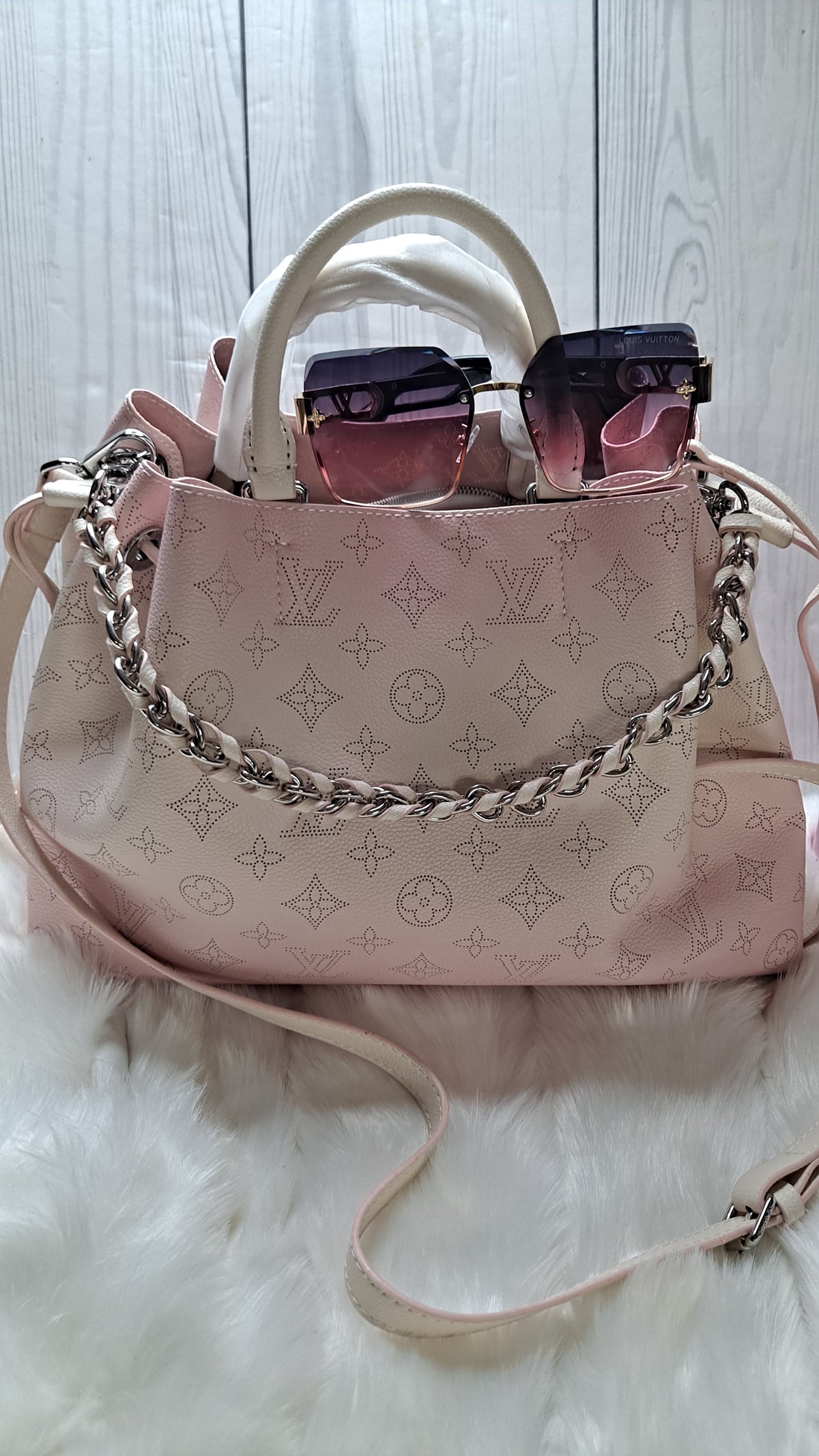 LOUISV BABY PINK & WHITE HOBO CROSSBODY BAG