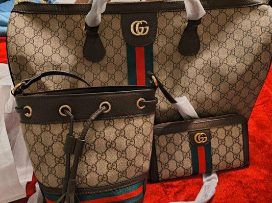 GG DUFFEL OR BUCKET CROSSBODY BAG OR WALLET