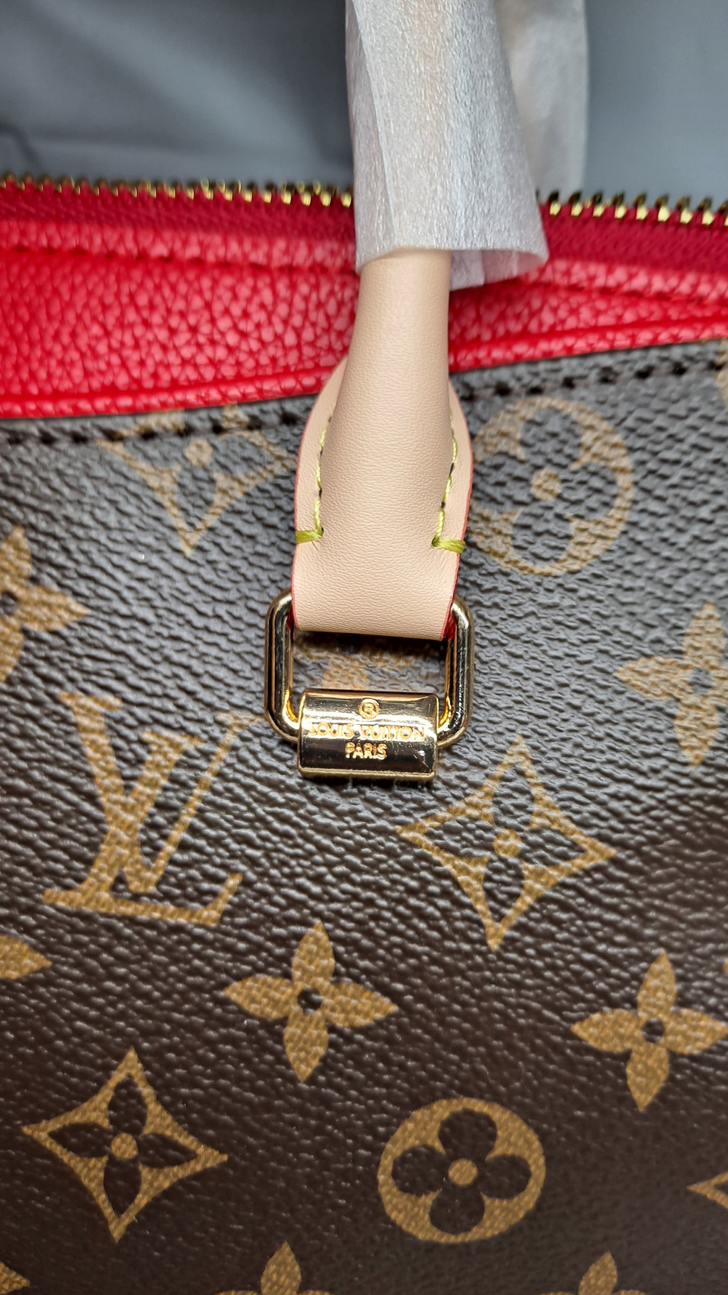 LV or HOBO OR CROSSBODY BAG OR WALLET
