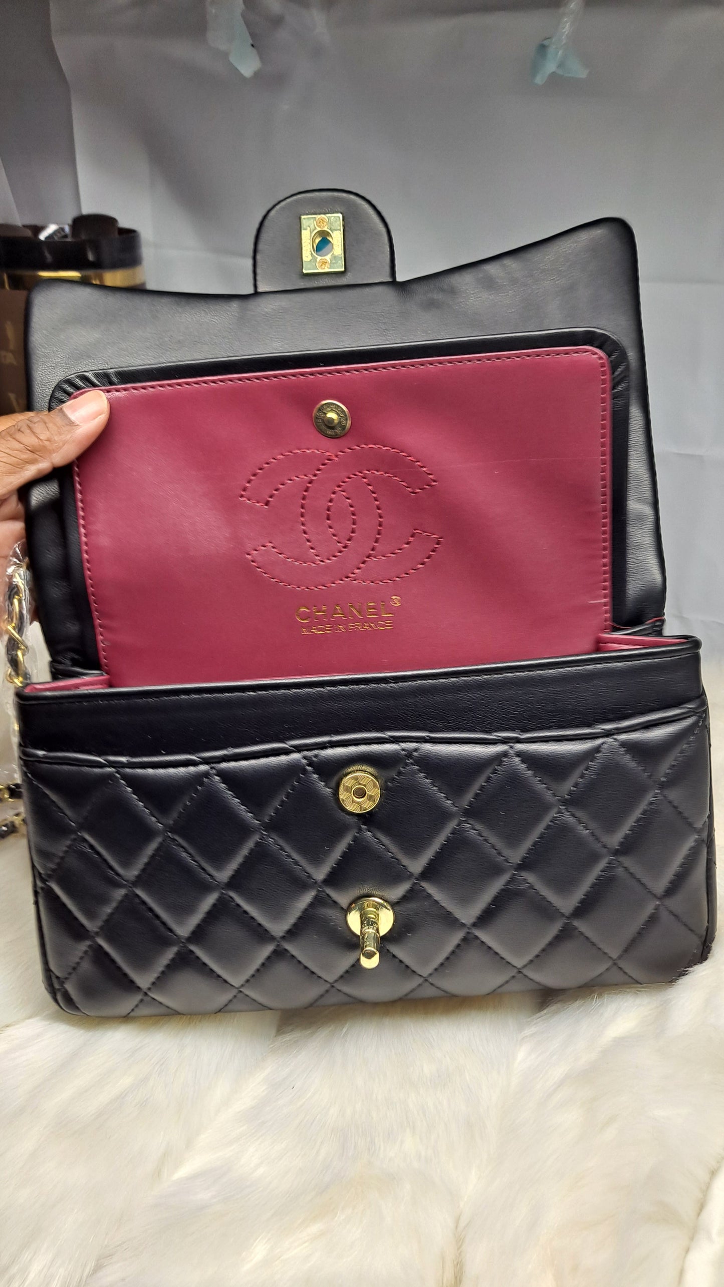CC or YL TOTE OR CROSSBODY BAG OR WALLET