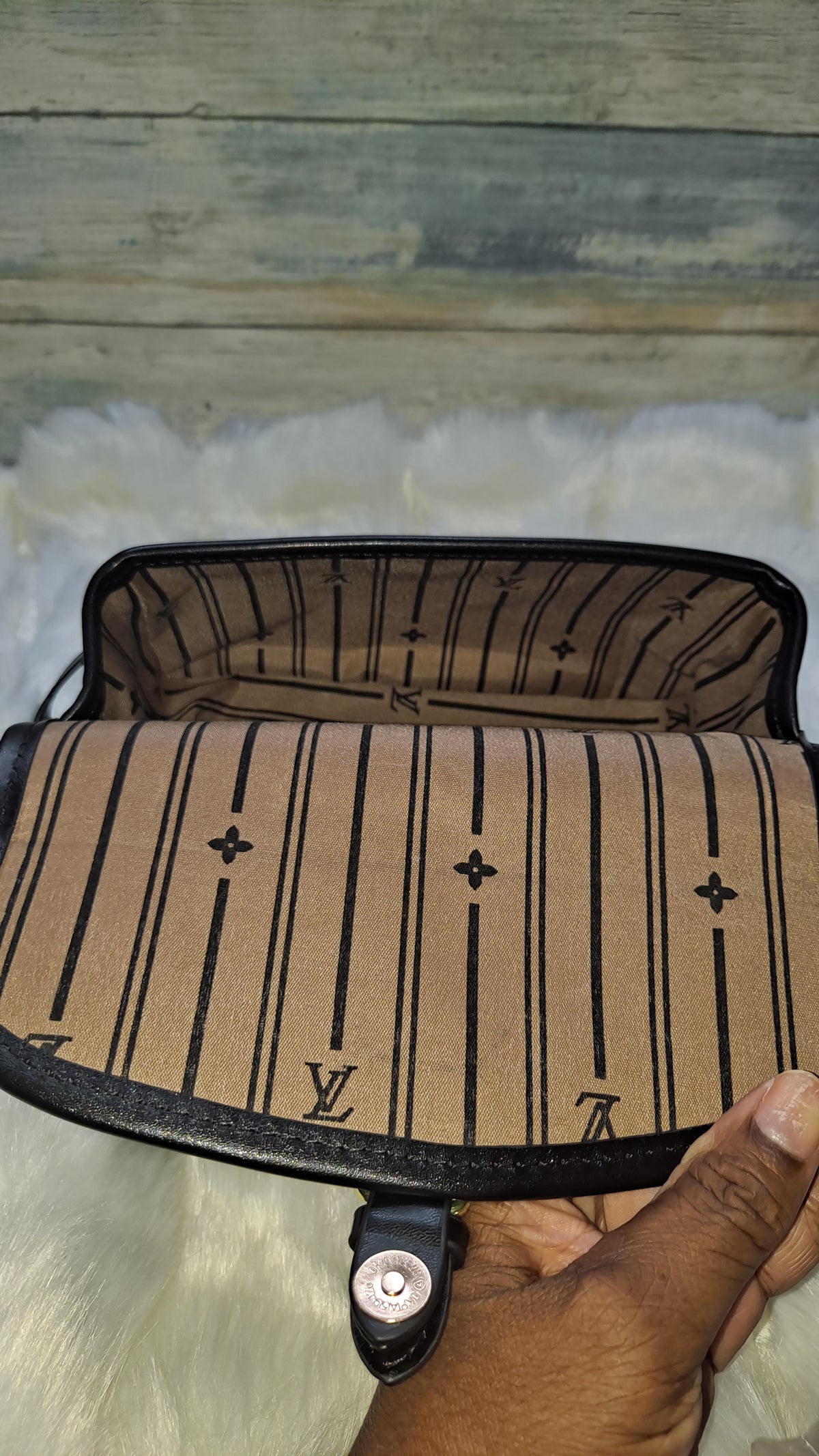 LOUISV MINI CROSSBODY BAG
