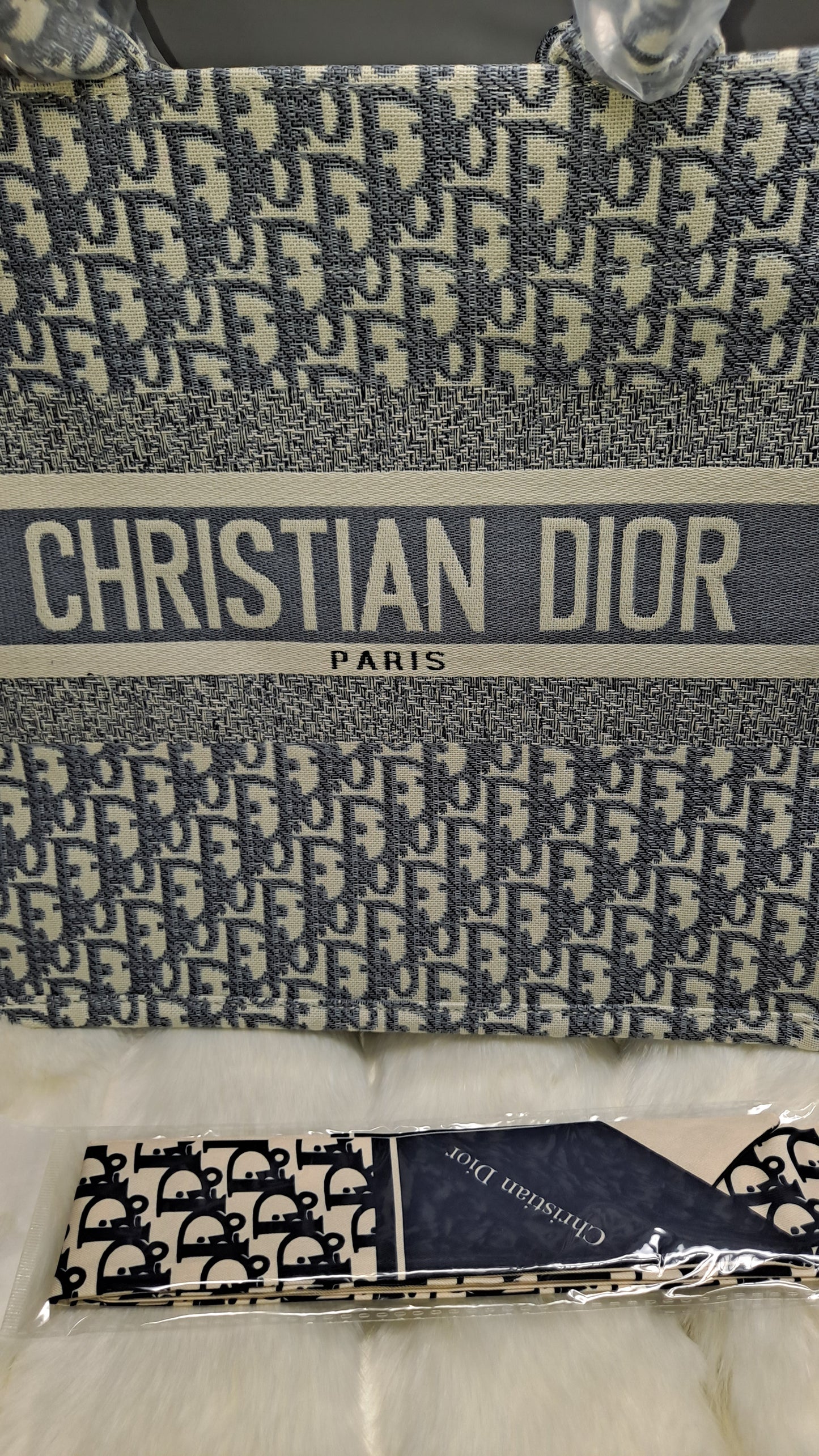 CD TOTE OR CROSSBODY BAG OR WALLET