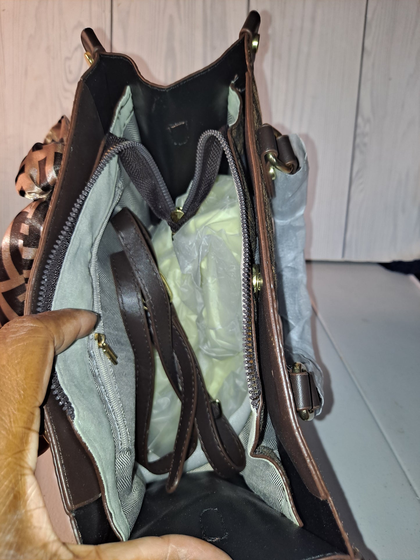 Clearance FF MEDIUM CROSSBODY BAG