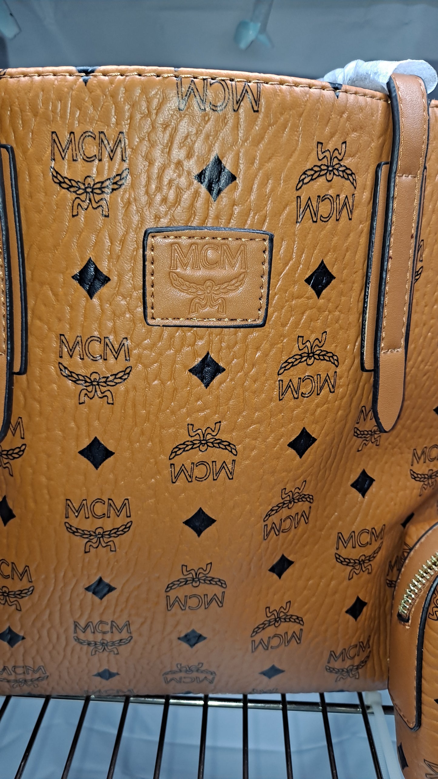 MC NEVERFULL BAG & WRISTLET CLEARANCE