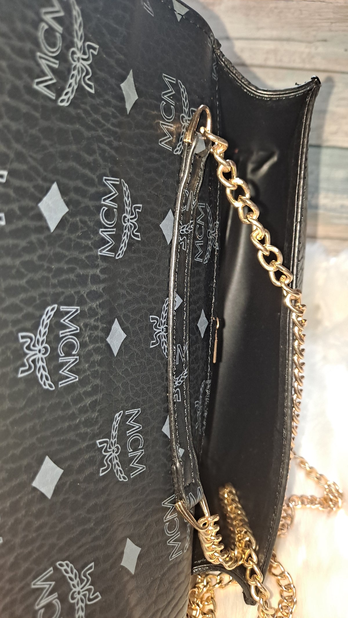 M(M BLACK MINI CHAIN CROSSBODY BAG