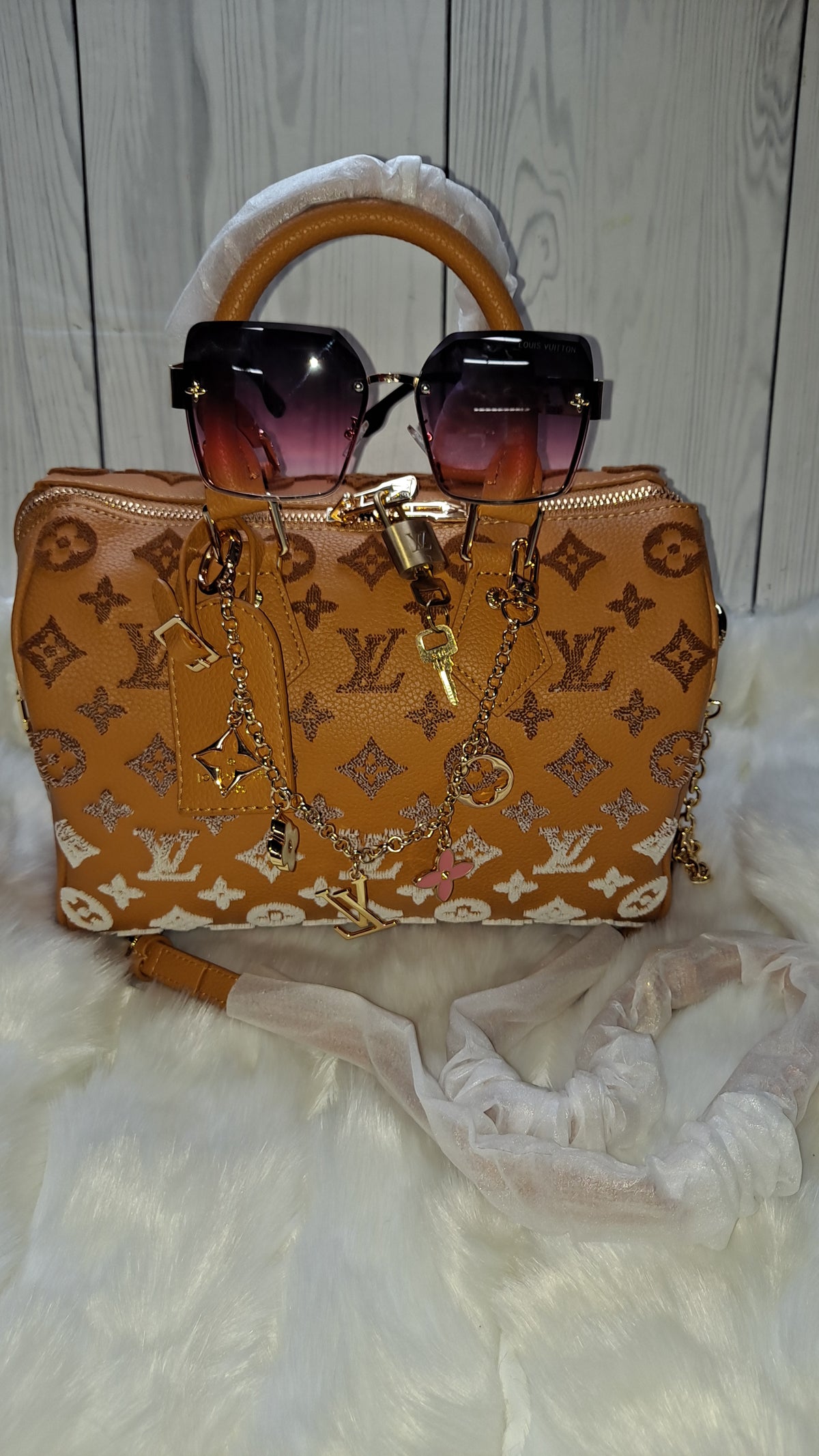 LOUISV AMBRAY 30" CM SPEEDY CROSSBODY BAG