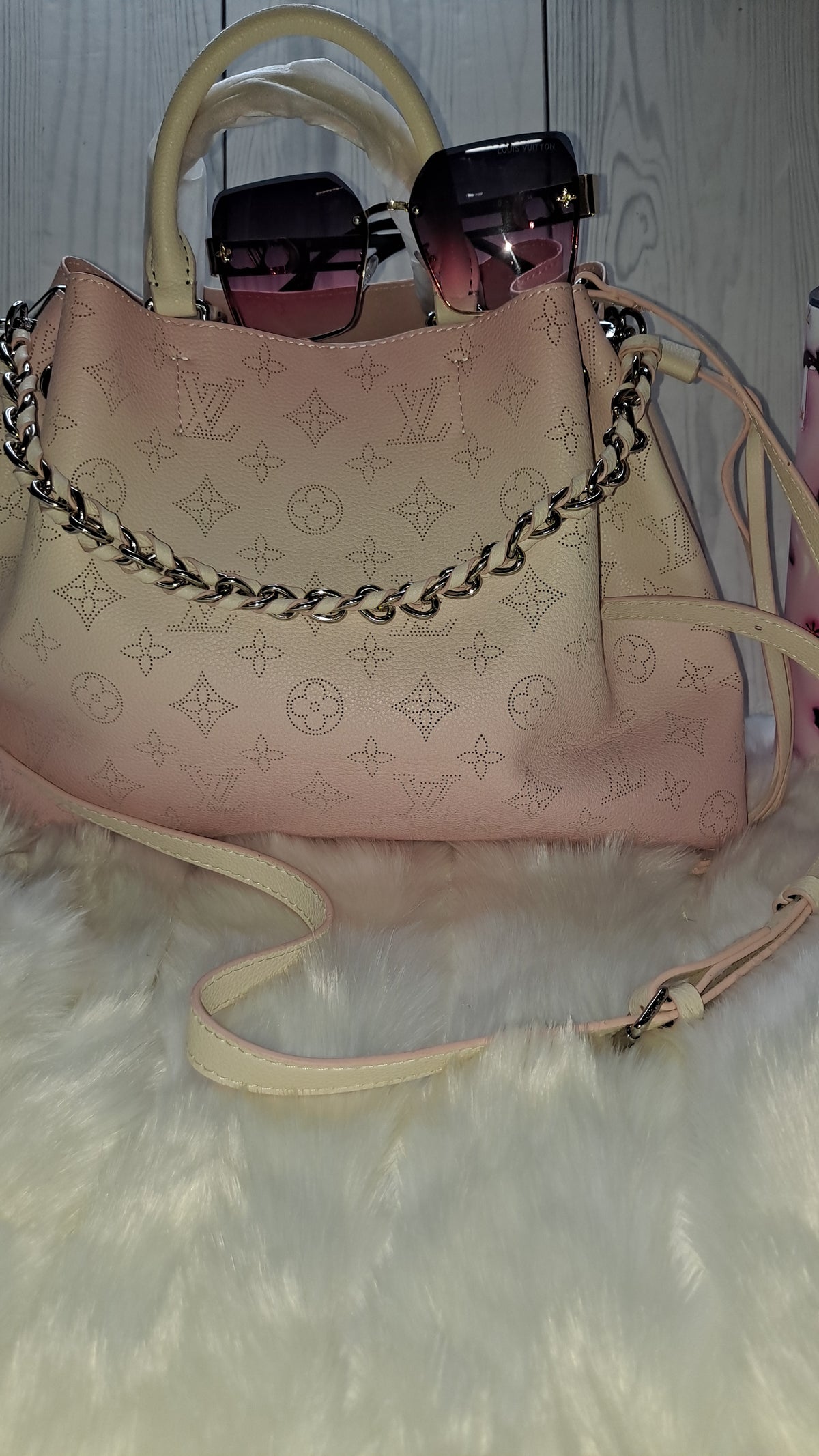 LOUISV BABY PINK & WHITE HOBO CROSSBODY BAG