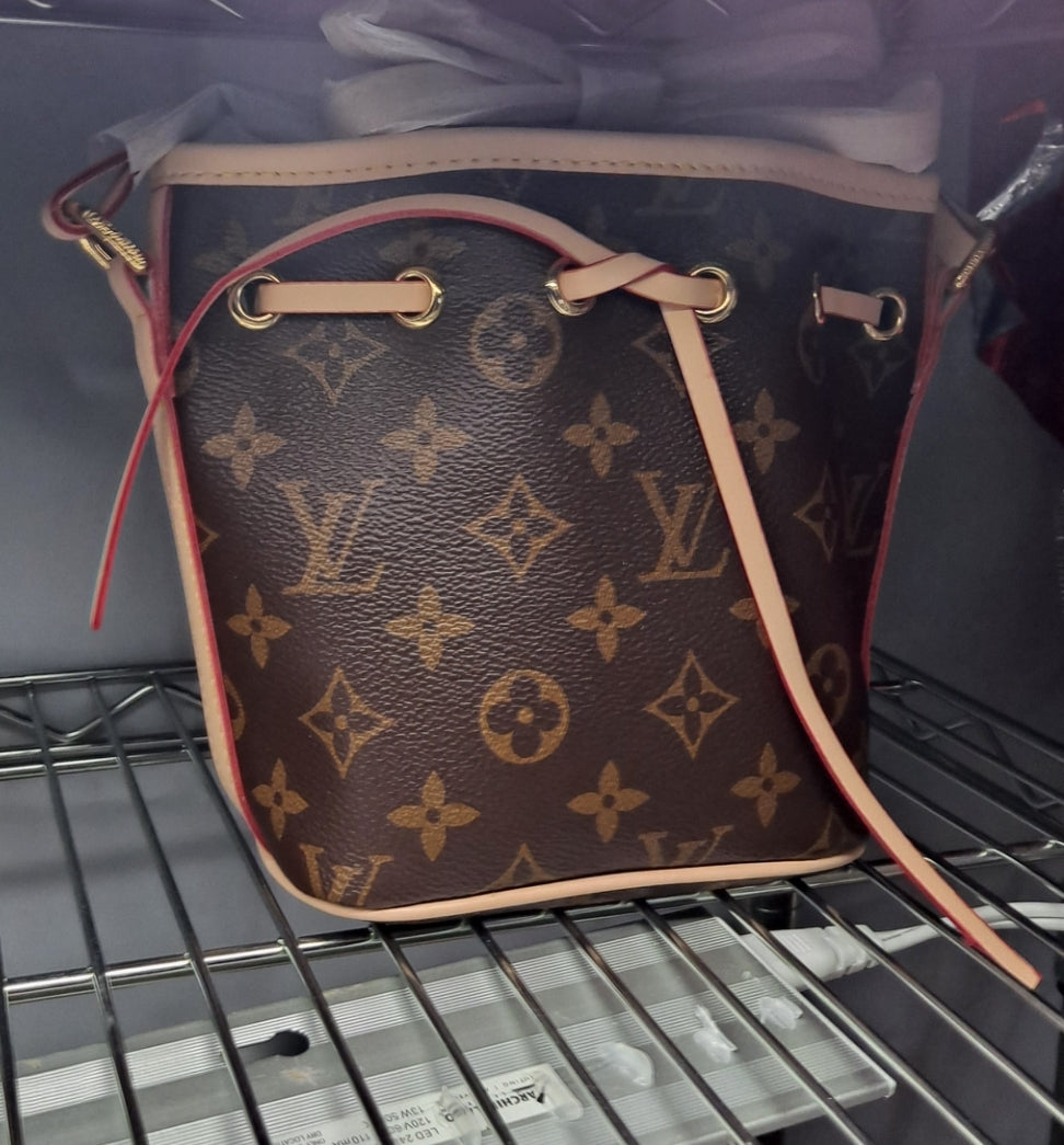 SMALL LV CROSSBODY BAGS