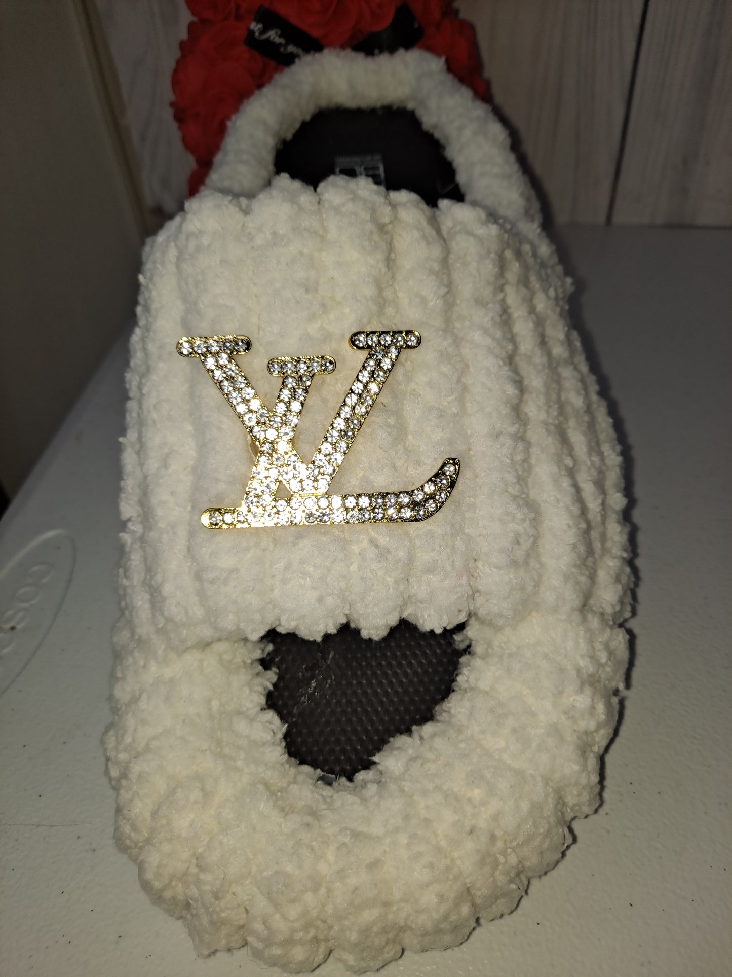 CHUNKY YARN SLIDES