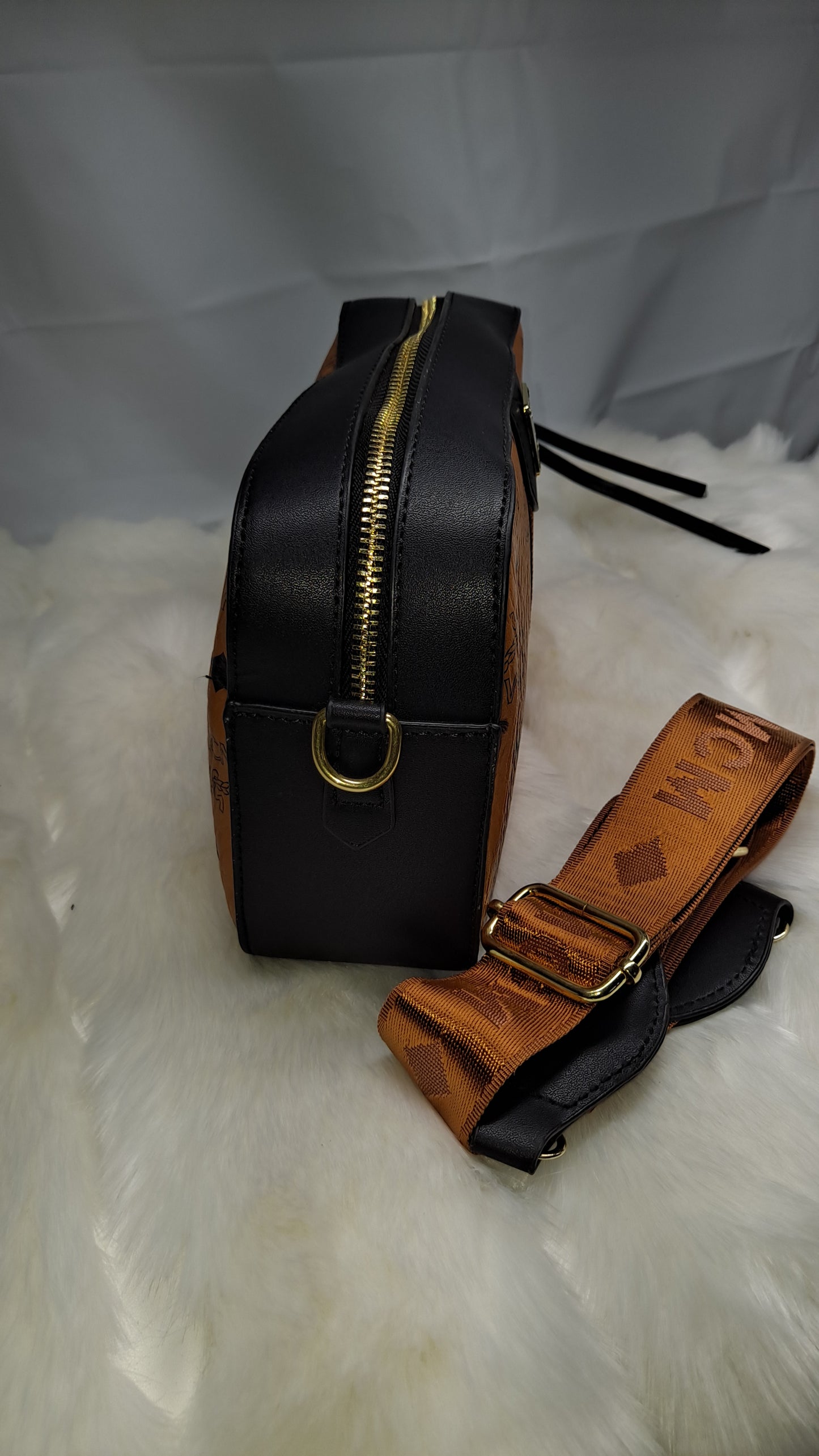MC CROSSBODY BAG CLEARANCE
