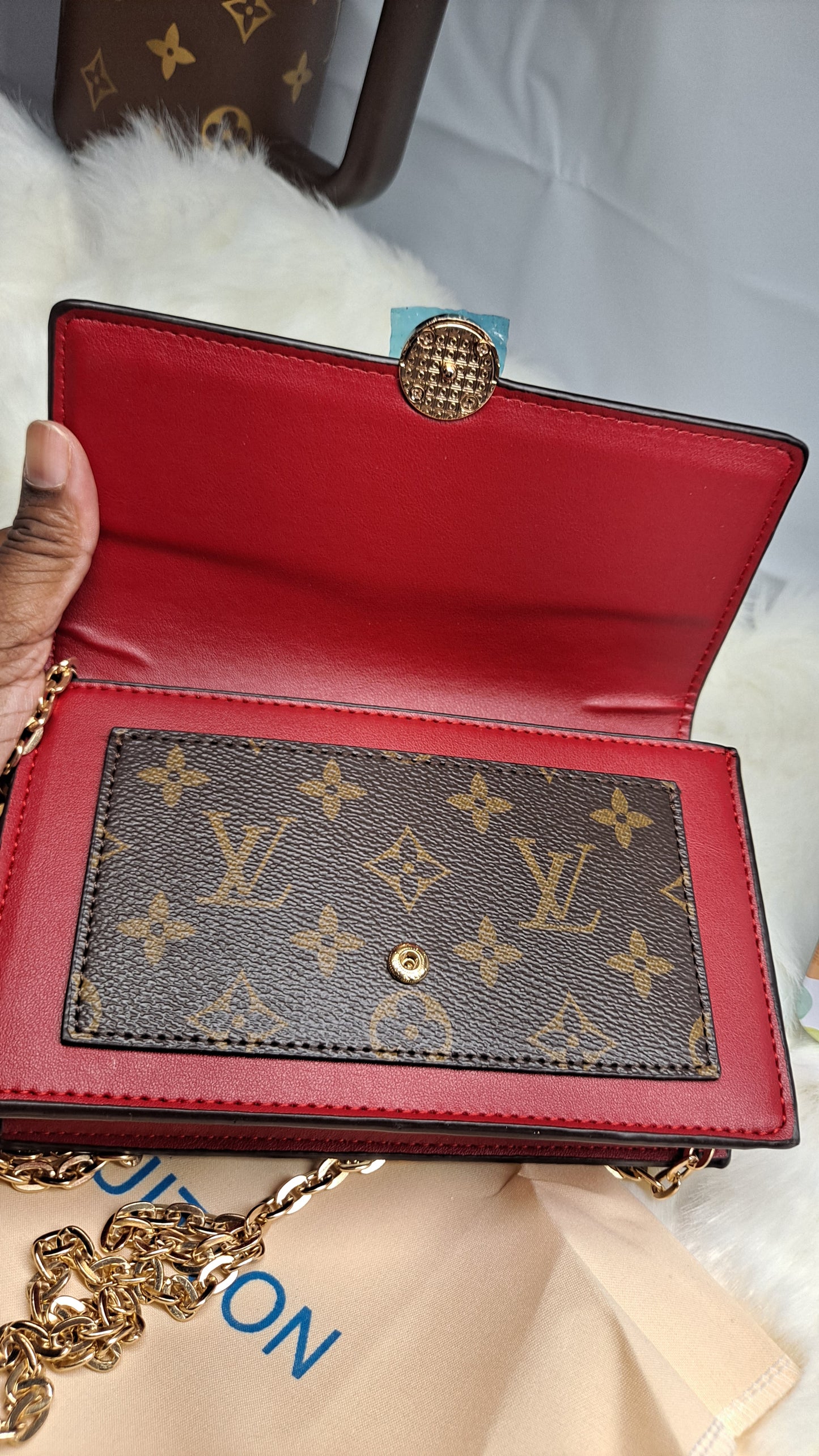 LV or HOBO OR CROSSBODY BAG OR WALLET